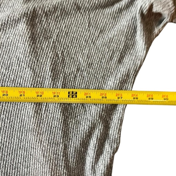 A53-Grey and white Free Loader sweater #winterknits #oversized - Picture 4 of 6